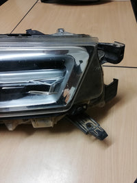 Toyota Hilux 2021, 2022, 2023 Right Headlight
