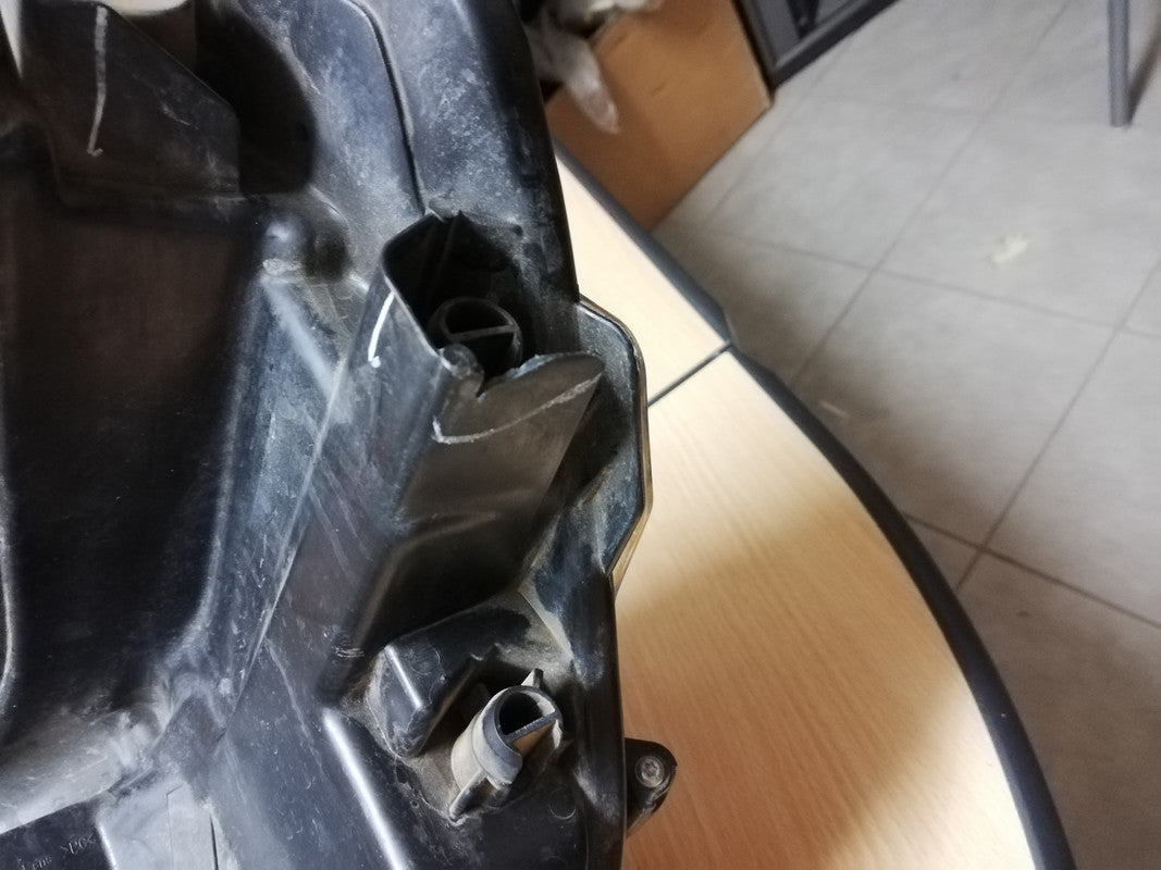 Toyota Hilux 2021, 2022, 2023 Right Headlight