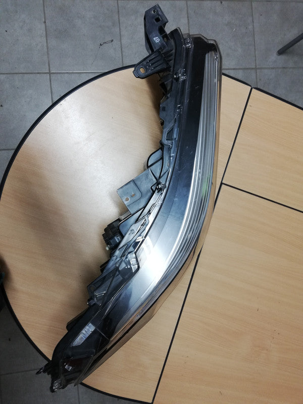Toyota Corolla Cross Right Headlight