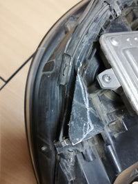 Mercedes-Benz C-Class W204, 2011 Right Headlight