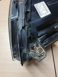 Mercedes-Benz C-Class W204, 2011 Right Headlight