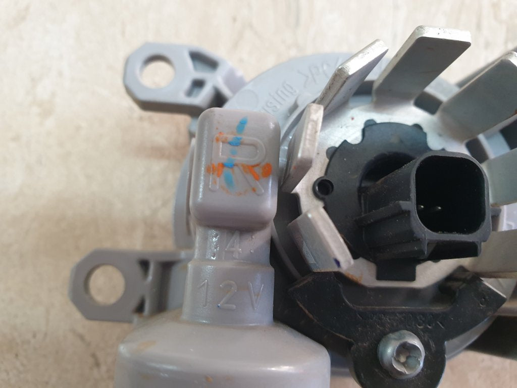 Toyota Hilux Fortuner GD6 2020, 2021, 2022, 2023 Right Fog Light