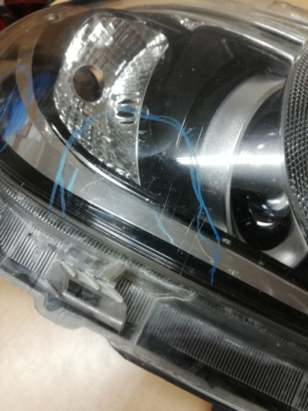 Toyota Hilux Right Headlight