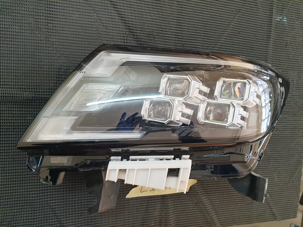 Nissan Navara Left Headlight