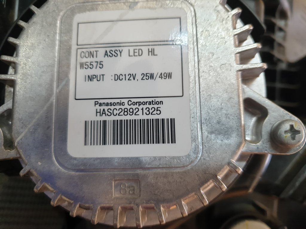 Nissan Navara Left Headlight