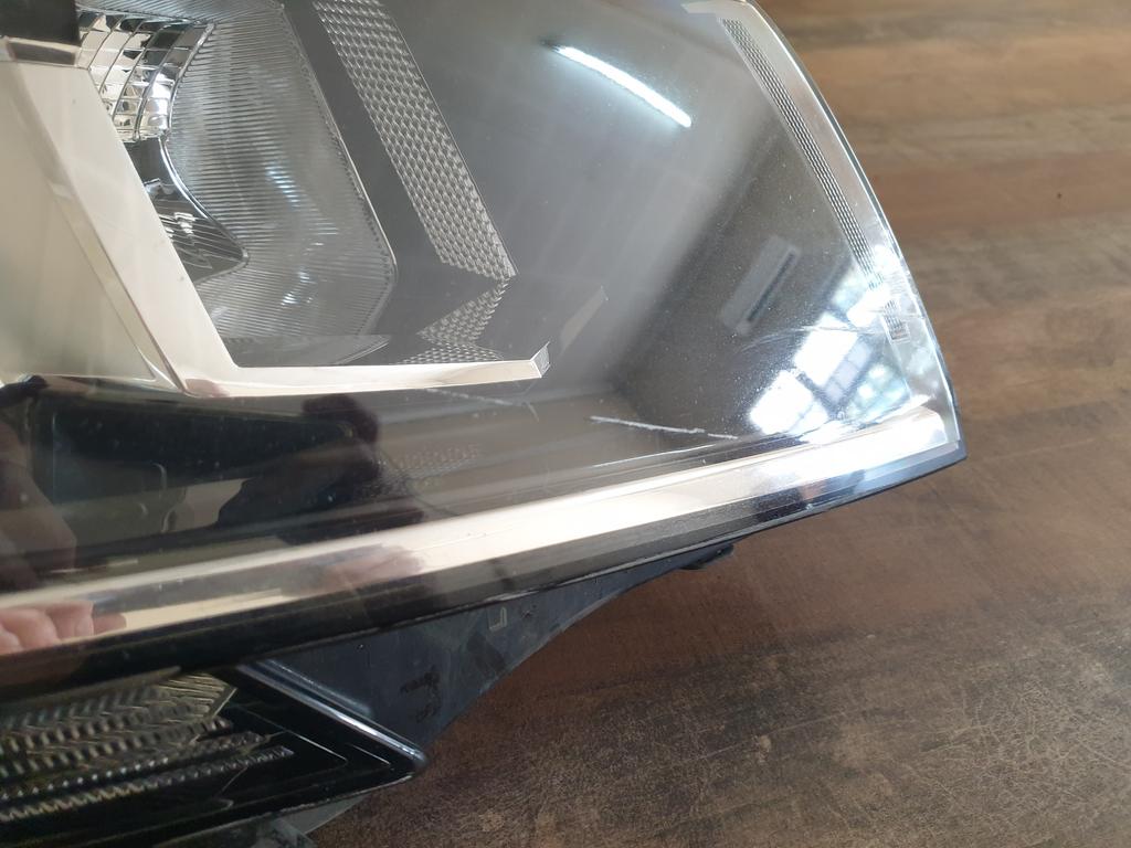 Original Used Volkswagen T6 Kombi Right Headlight