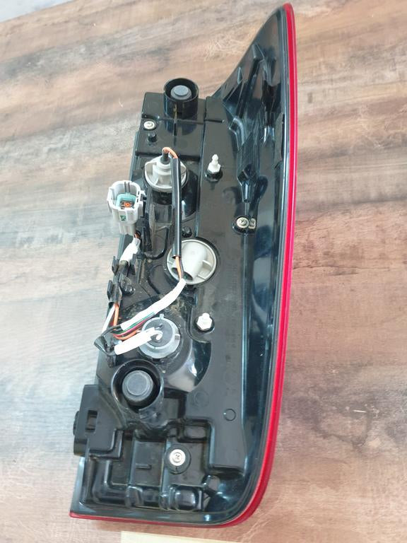 Original Used Nissan Navara Left Taillight