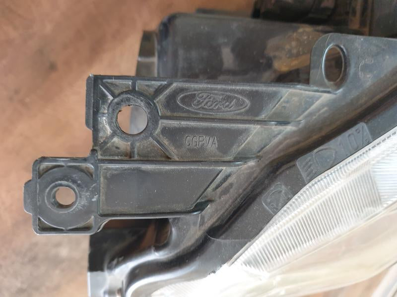Original Used Ford Everest Ranger Right Headlight