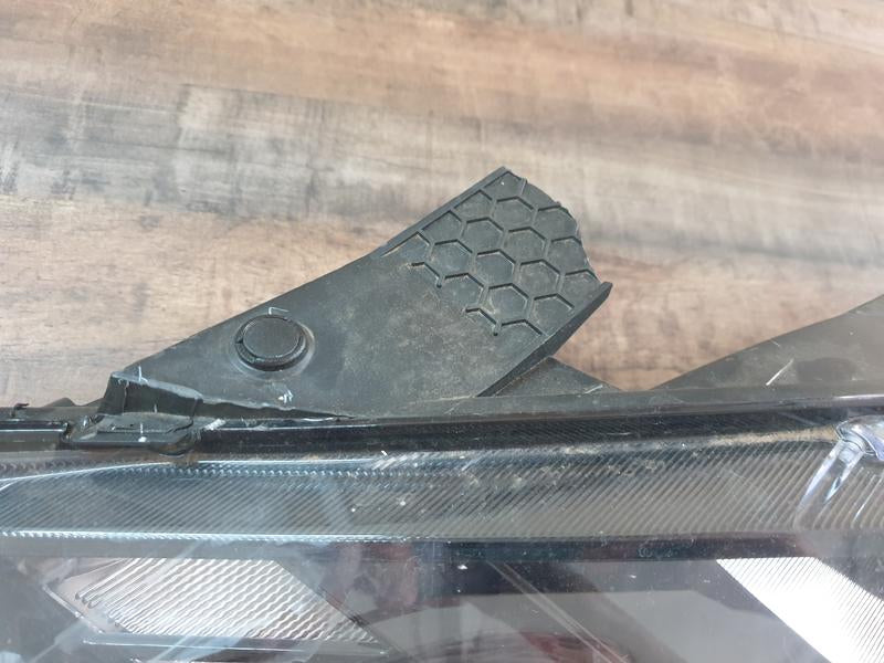 Original Used Nissan Magnite 2025 Left Headlight