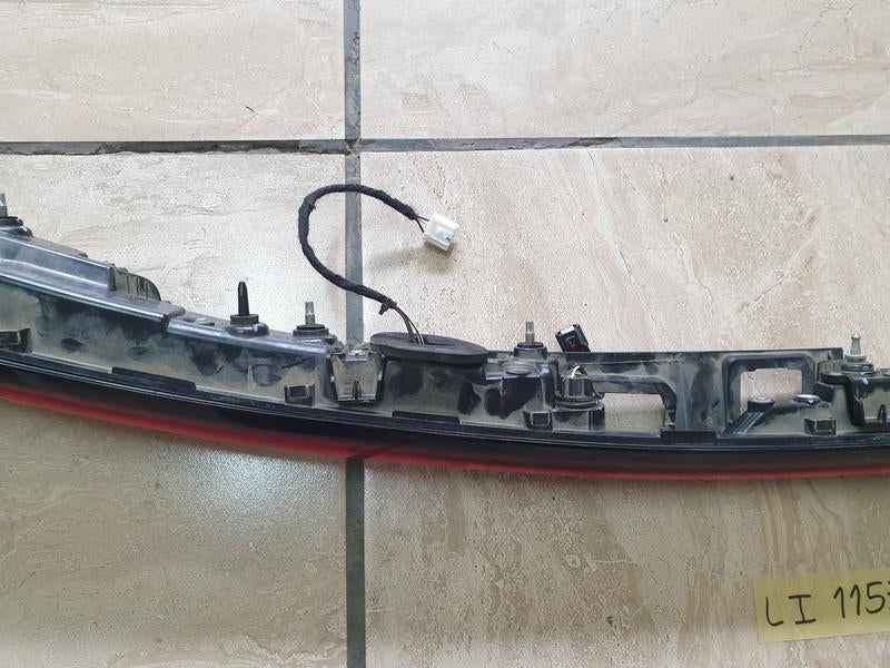 Original Used Omoda C5 2025 Tailgate Centre Light