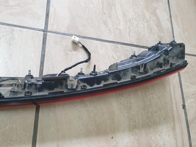 Original Used Omoda C5 2025 Tailgate Centre Light