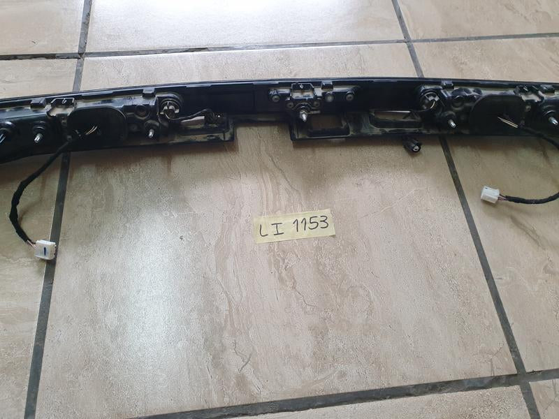 Original Used Omoda C5 2025 Tailgate Centre Light