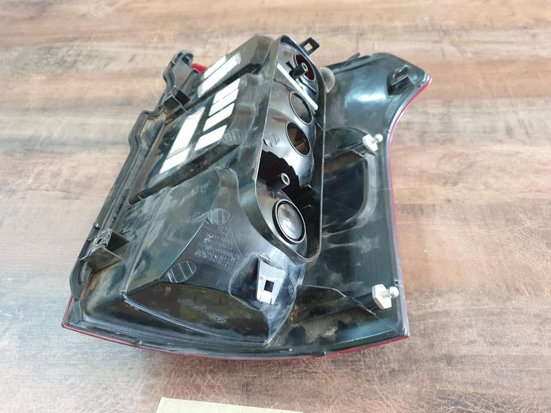 Original Used Chevrolet Utility Left Rear Taillight