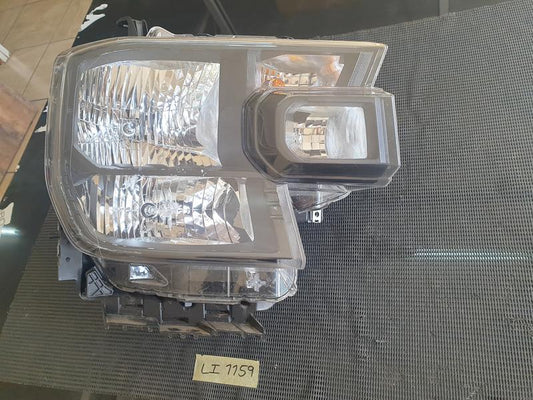Original Used Ford Ranger Right Headlight