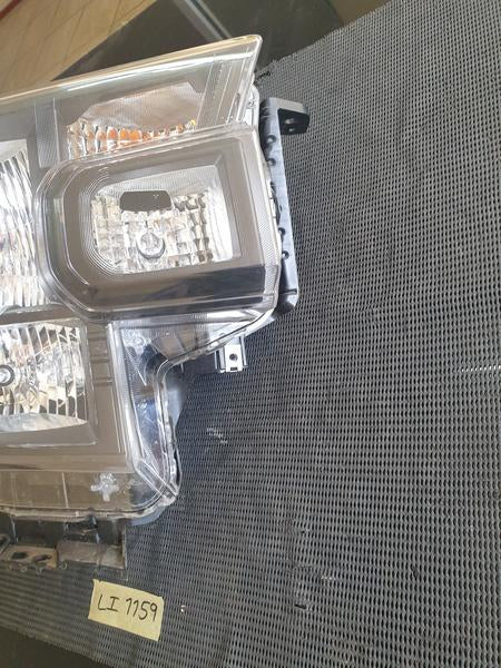 Original Used Ford Ranger Right Headlight