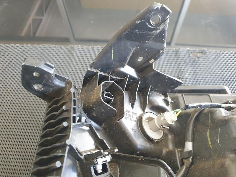 Original Used Ford Ranger Right Headlight