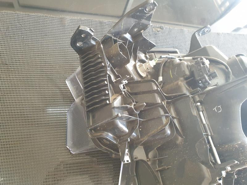 Original Used Ford Ranger Right Headlight