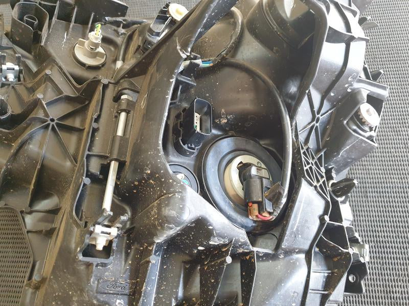Original Used Ford Ranger Right Headlight