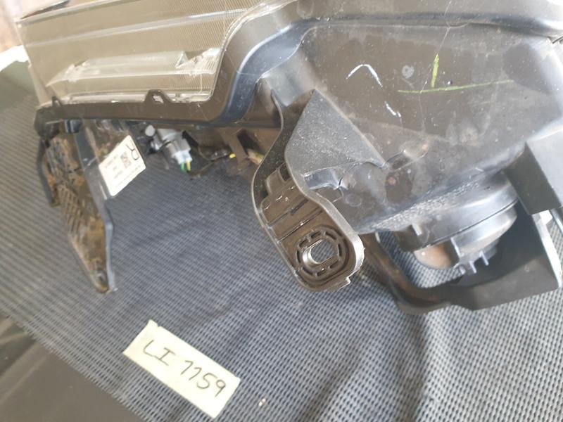 Original Used Ford Ranger Right Headlight