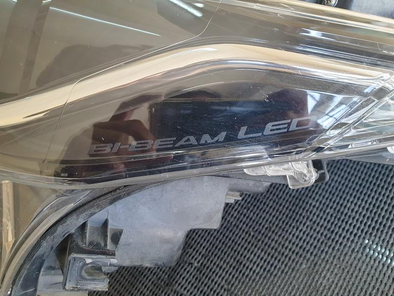 Original Used Toyota Fortuner Left Headlight