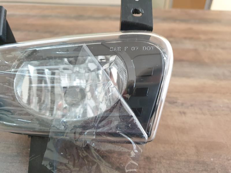 Original New Mahindra Pik Up Right Fog Light