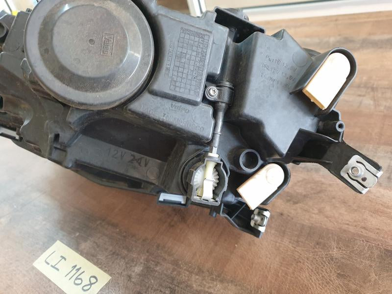 Original Used Volkswagen Polo Right Headlight