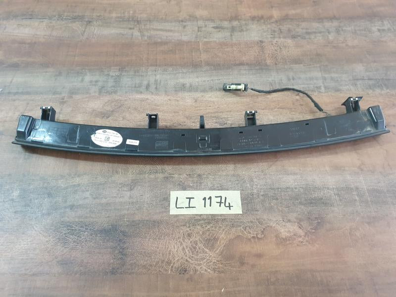 Original Used Land Rover Range Rover Evoque Tailgate Centre Brake Light