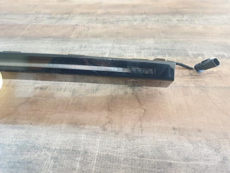 Original Used Land Rover Discovery Sport Tailgate Centre Brake Light
