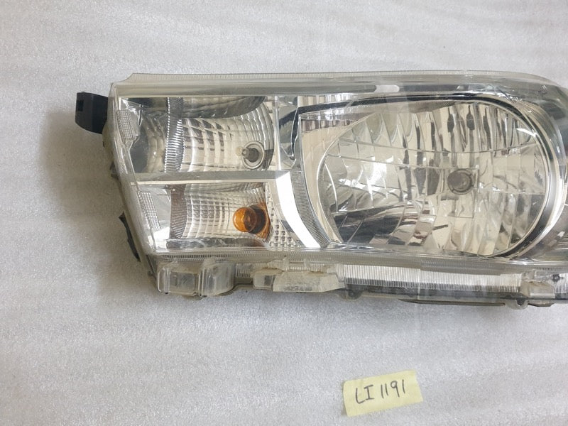 Original Used Toyota Hilux Left Headlight
