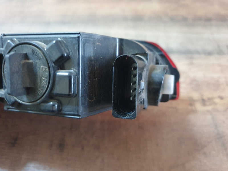 Original Used Audi Q7 2022 Right Rear Bumper Taillight