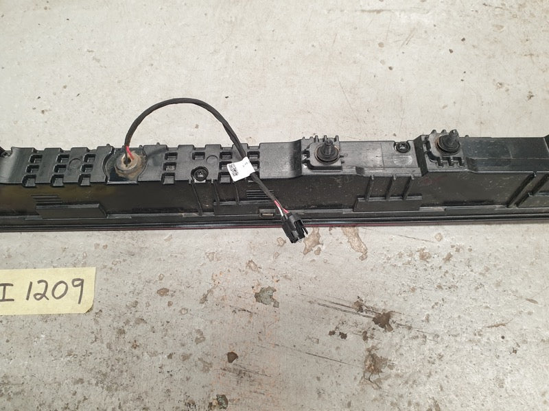 Original Used BYD Shark 2025 Tailgate Additional Brake Lamp