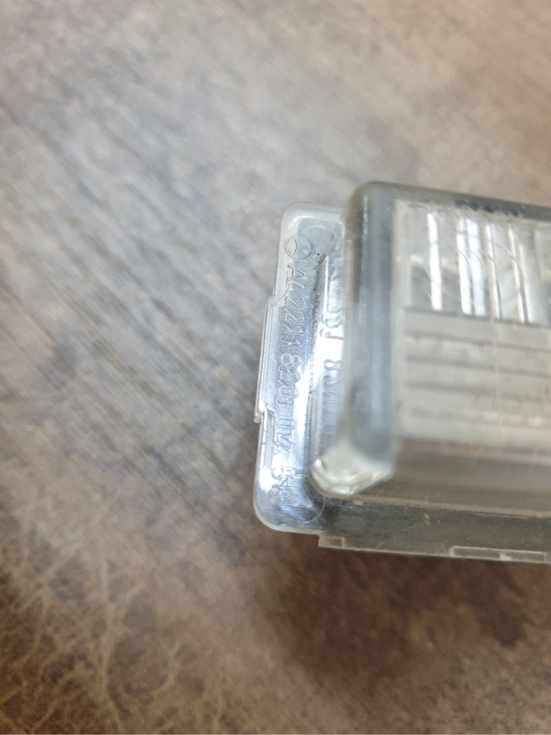 Original Used Mercedes-Benz C-Class CLA S-Class W204 W117 W221 License Plate Light
