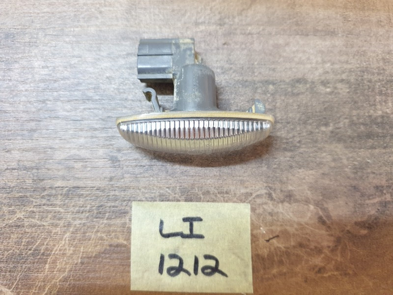Original Used Toyota Yaris Fender Indicator Light