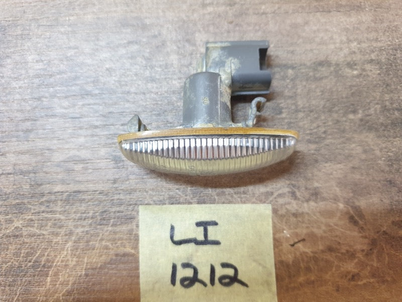 Original Used Toyota Yaris Fender Indicator Light