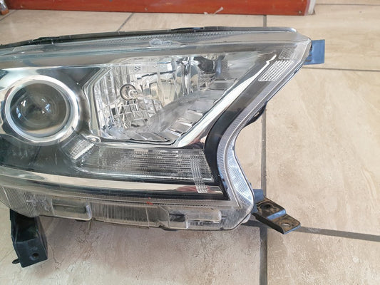 Ford Ranger Everest 2015, 2016, 2017, 2018, 2019 Right Headlight