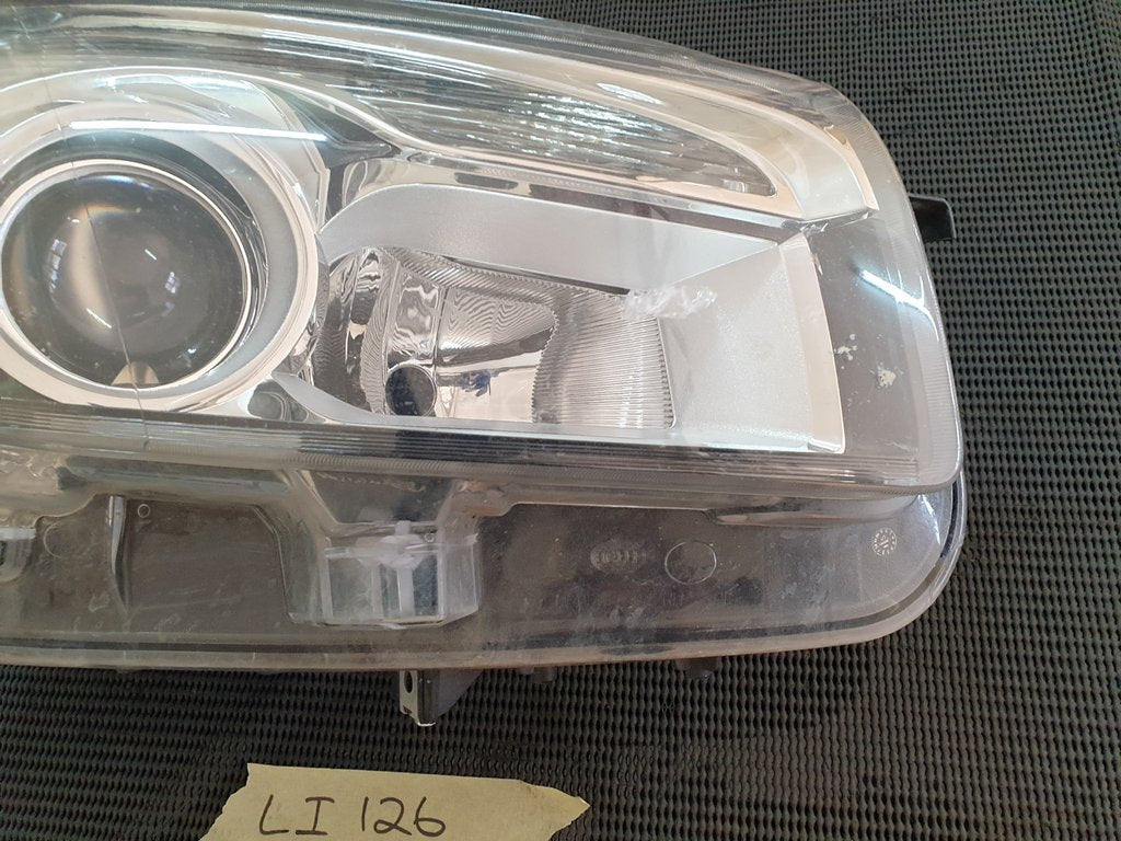 Nissan Qashqai 2010, 2011, 2012, 2013 Right Headlight