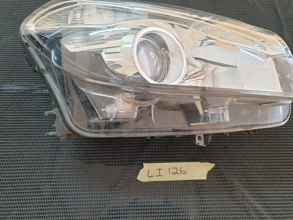Nissan Qashqai 2010, 2011, 2012, 2013 Right Headlight