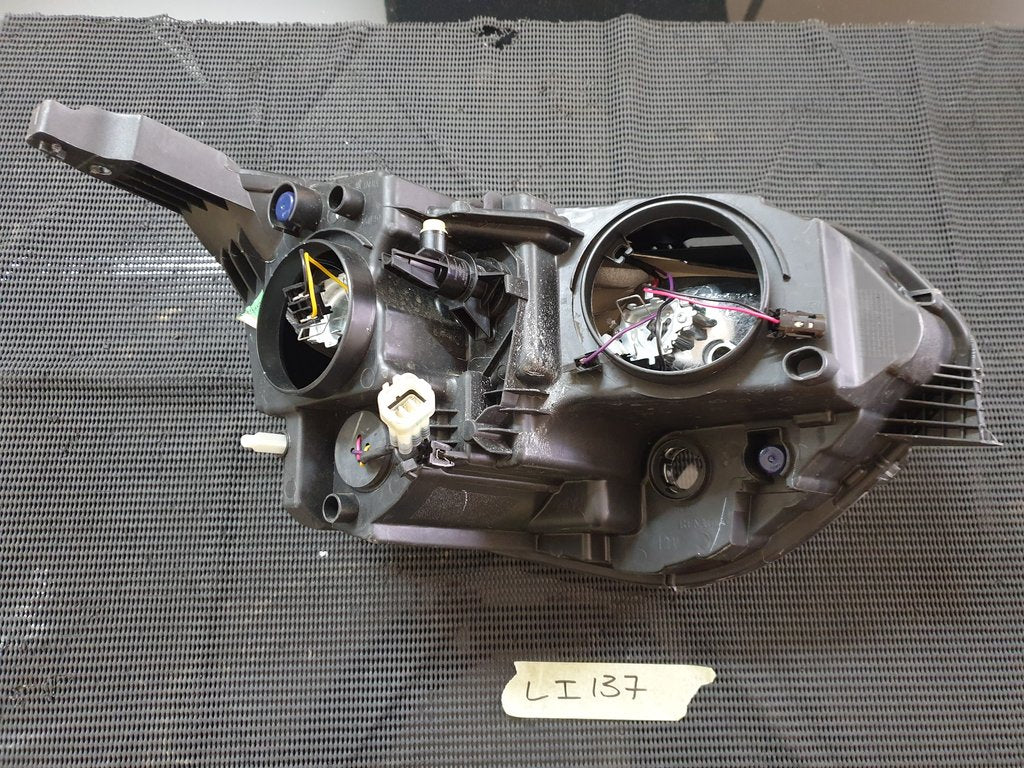 Renault Triber Left Headlight