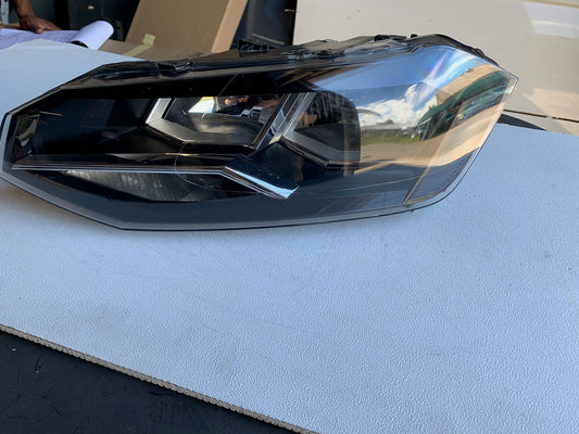 Volkswagen Polo Left Headlight