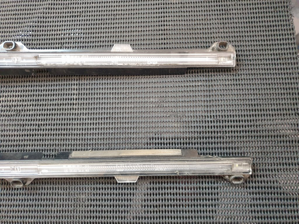 Mercedes-Benz GLS X166 Pair of Left Side Sill Lights