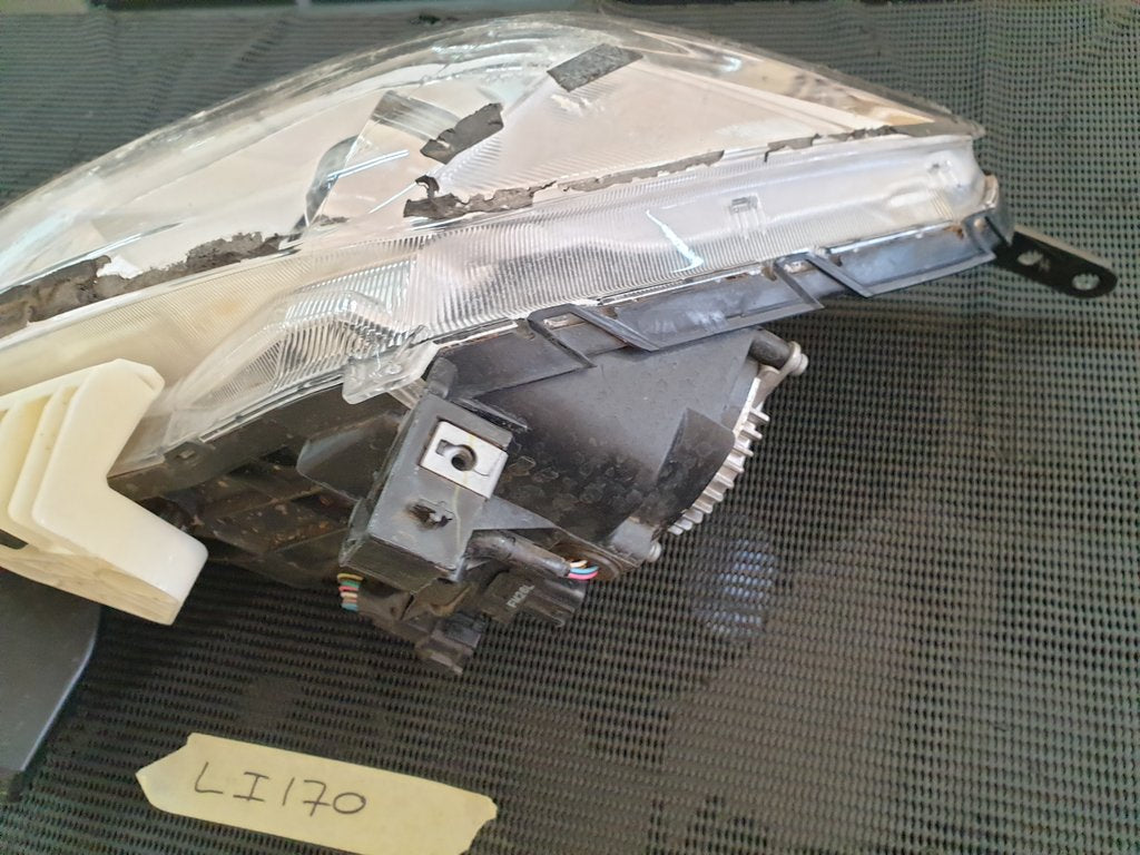 Nissan Navara Left Headlight