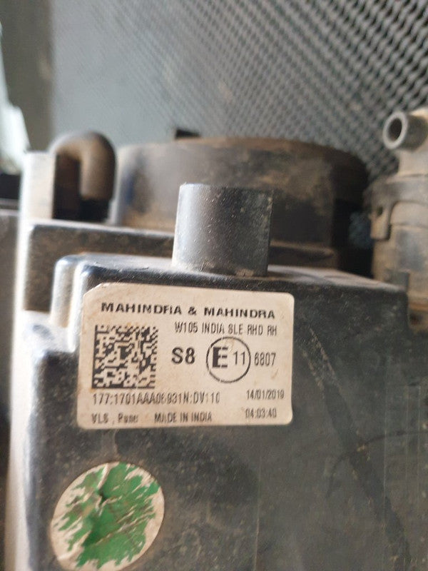 Mahindra Scorpio Right Headlight