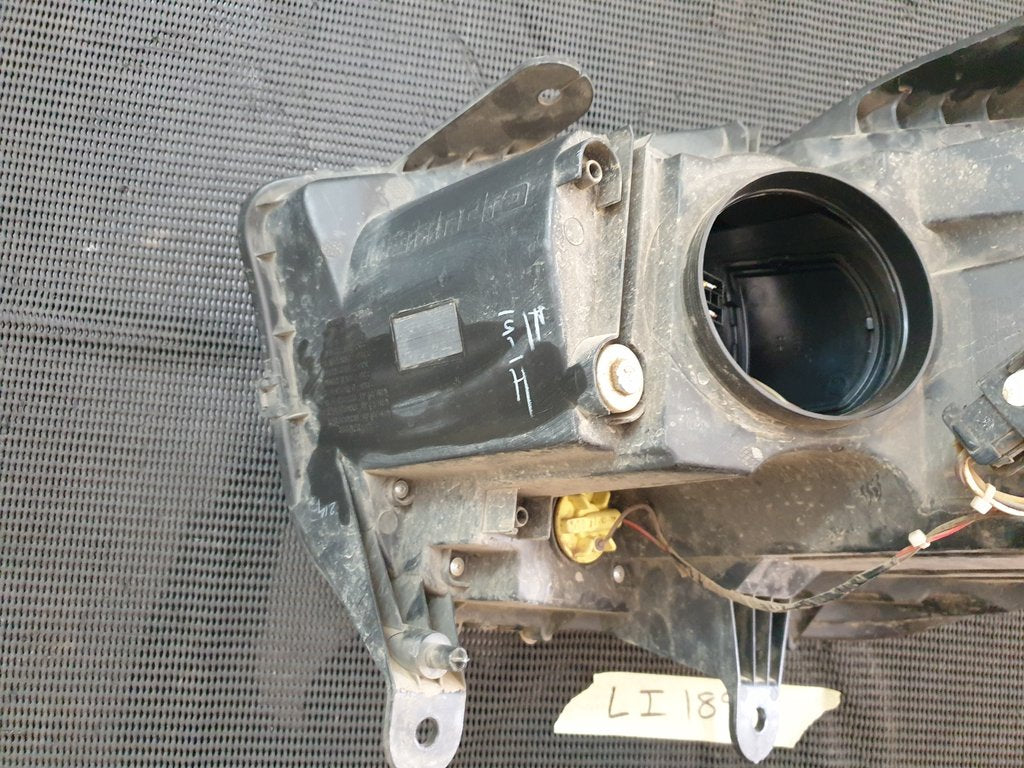 Mahindra Scorpio Right Headlight