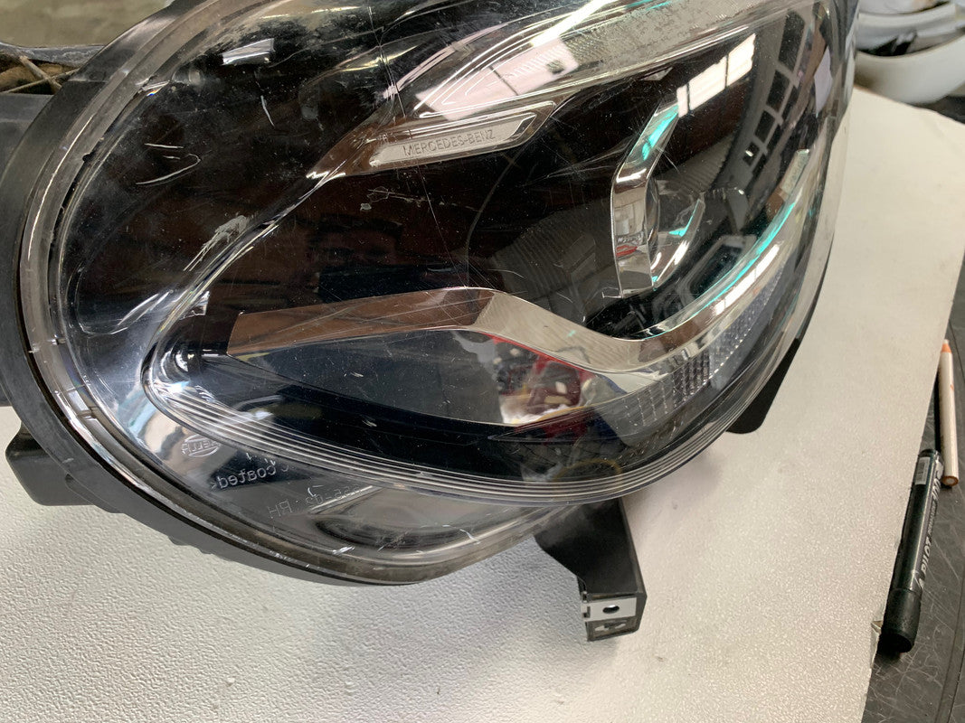 Mercedes-Benz X-Class W470, 2019 Right Headlight