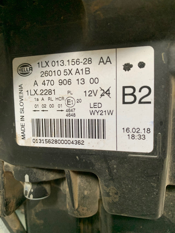 Mercedes-Benz X-Class W470, 2019 Right Headlight