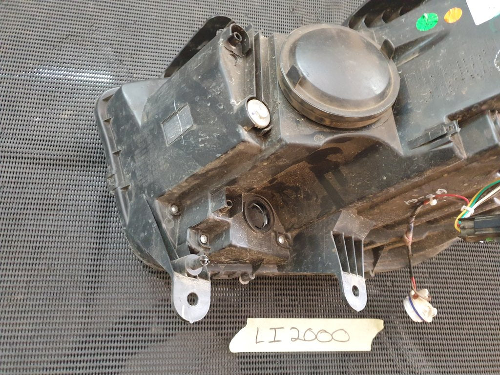 Mahindra Scorpion 2023, Xenon Right Headlight
