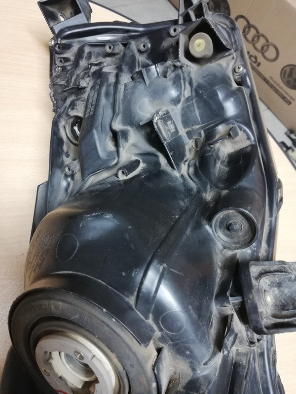 Toyota Corolla 2014 Left Headlight