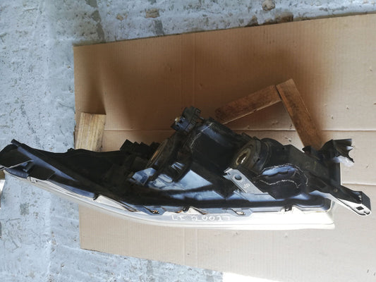 Toyota Hilux Right Headlight