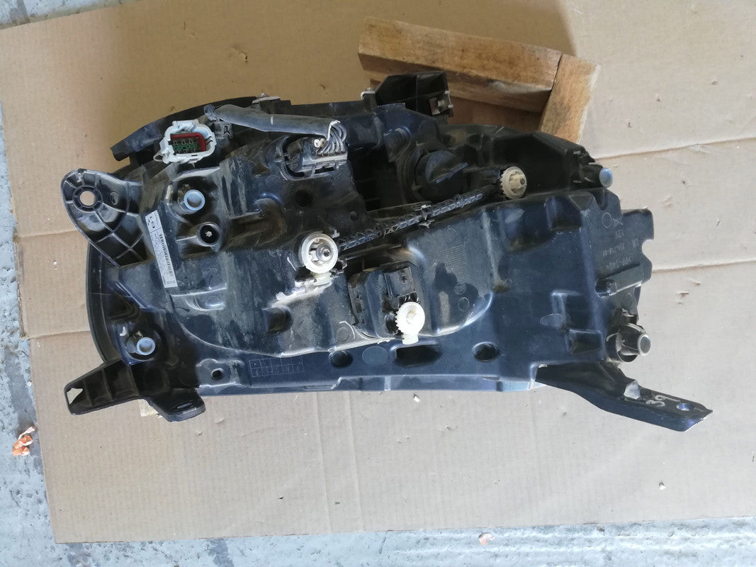 Mercedes-Benz X-Class W470, 2019 Left Headlight