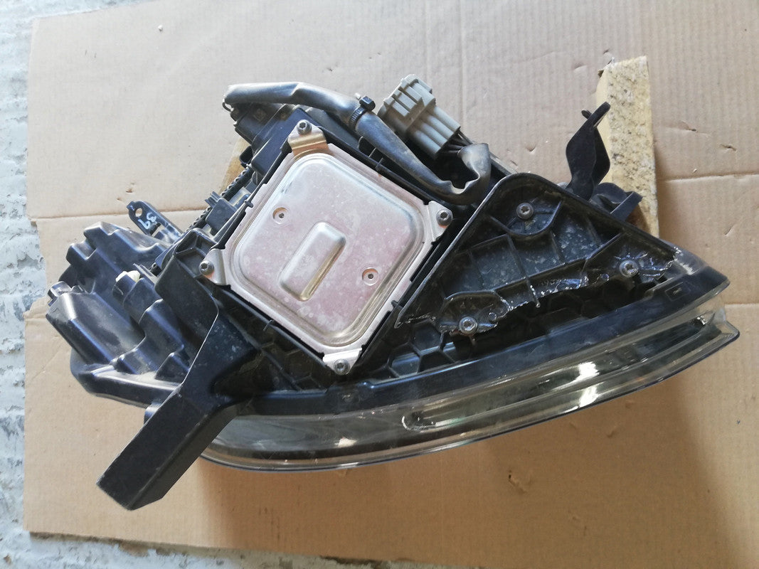 Mercedes-Benz X-Class W470, 2019 Left Headlight